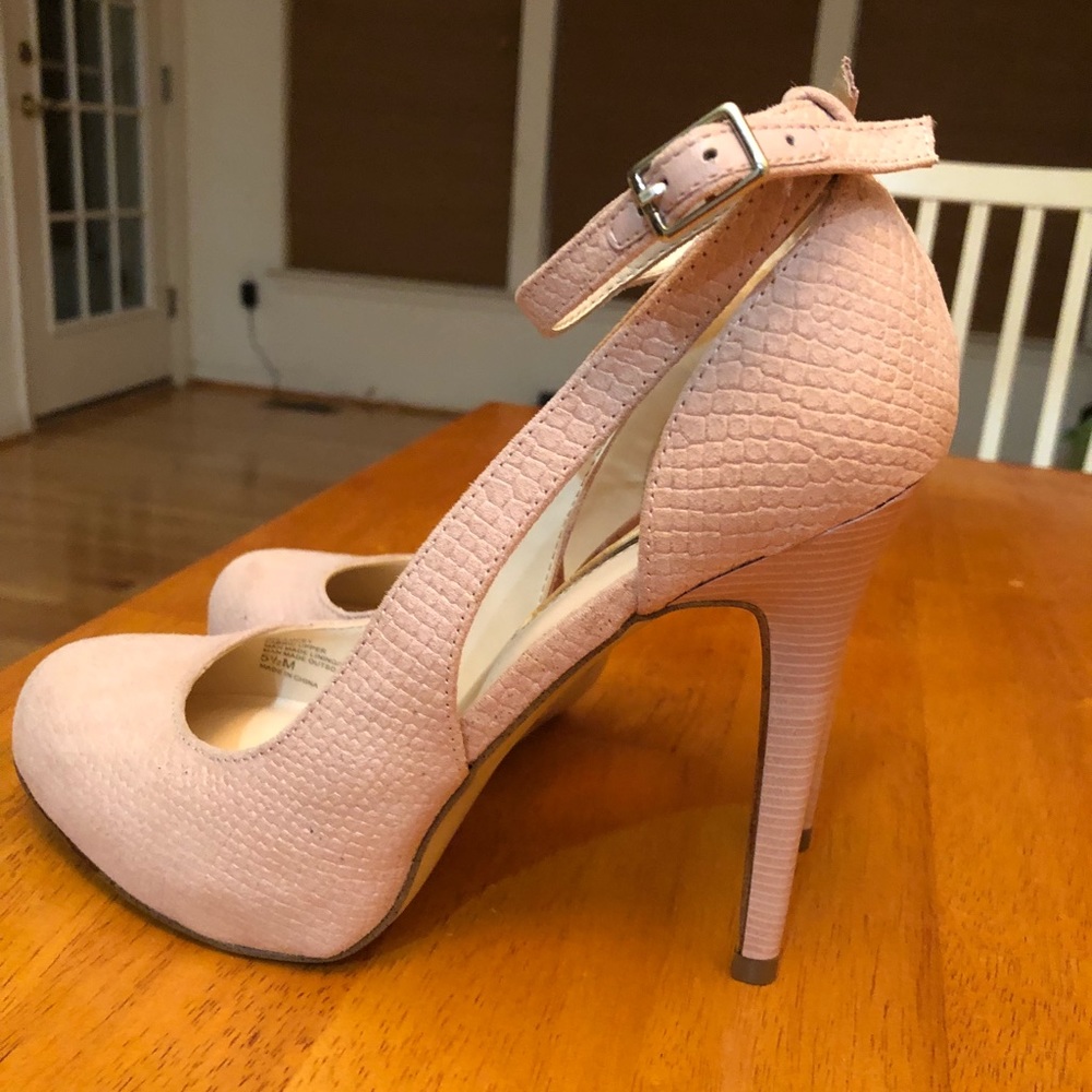 Women shoes
